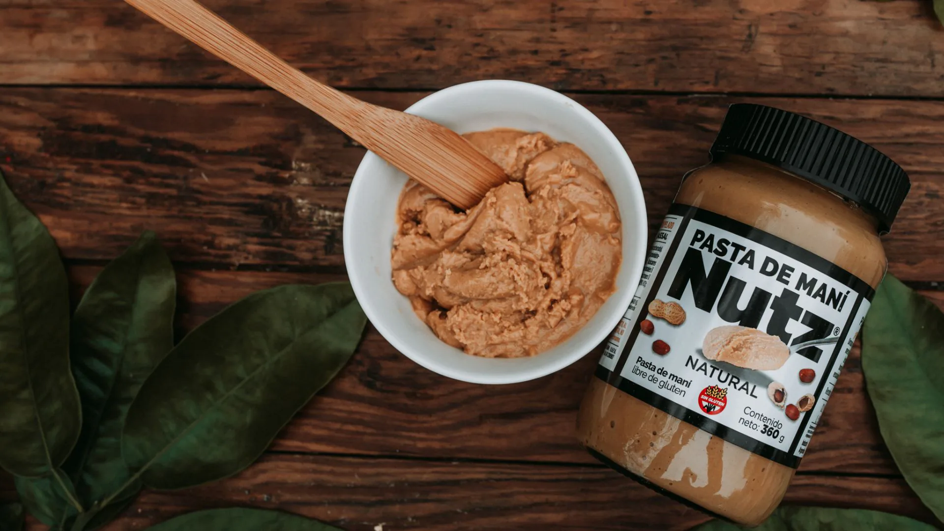Frascos de pasta de maní Nutz